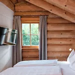 דירה - 24 Direkt An Der Piste Mit Outdoor Sauna