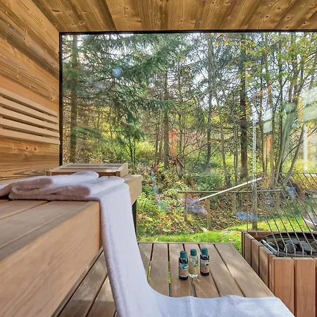 - 24 Direkt An Der Piste Mit Outdoor Sauna
